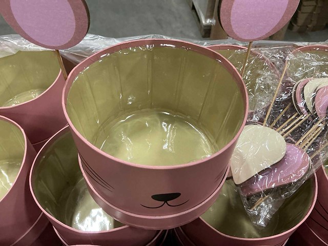 Partij hat box + ears carton ø14x10cm (144x) - afbeelding 2 van  5