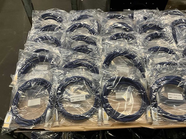 Partij hdmi kabels en kantoorartikelen - afbeelding 3 van  10