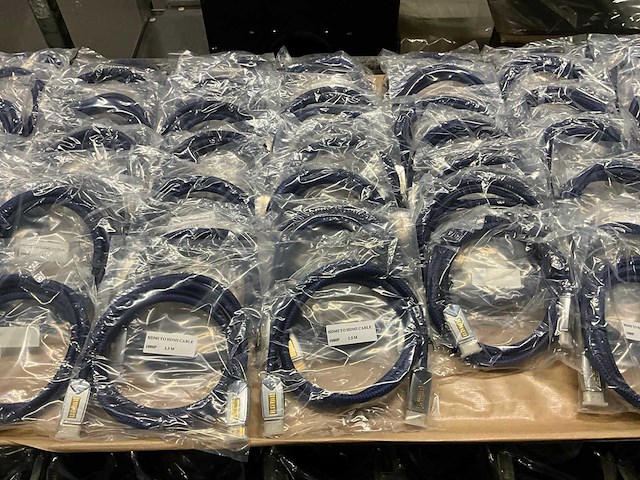 Partij hdmi kabels en kantoorartikelen - afbeelding 4 van  10