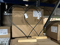 Partij hearts on wooden base h45cm black (42x) - afbeelding 3 van  5