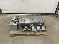 Partij heftruck onderdelen - afbeelding 2 van  9