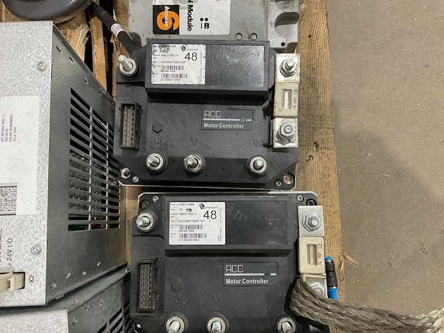 Partij heftruck onderdelen - afbeelding 6 van  9