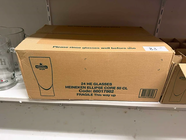 Partij heineken glazen en pitchers - afbeelding 4 van  5