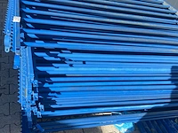 Partij hekwerk, blauw - afbeelding 2 van  8