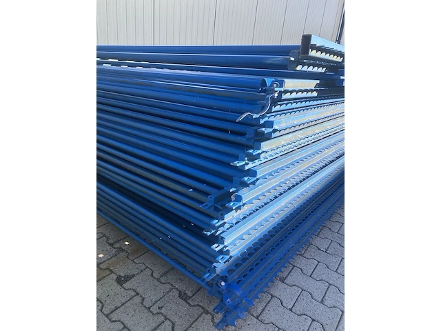 Partij hekwerk, blauw - afbeelding 6 van  8