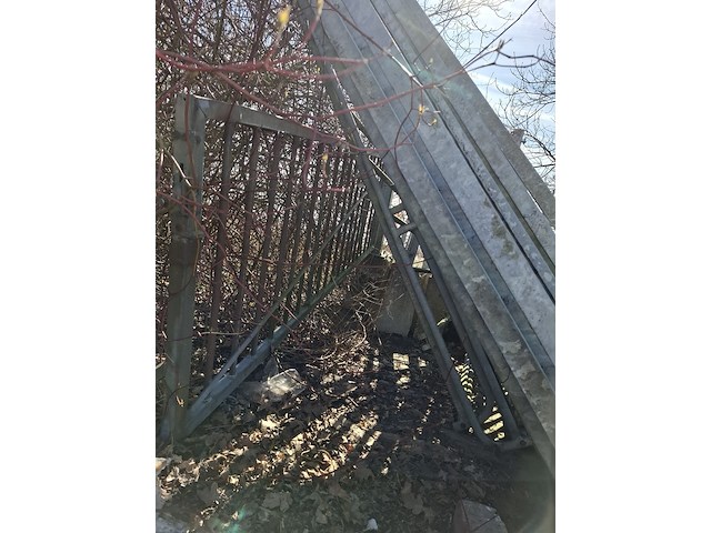 Partij hekwerk - afbeelding 16 van  19