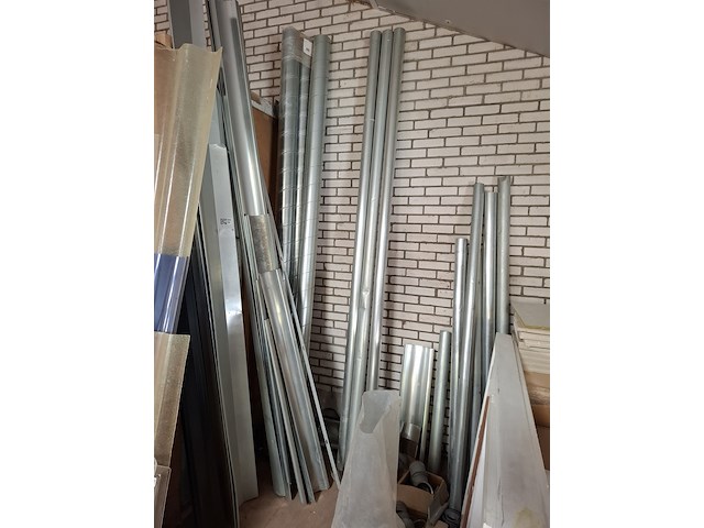 Partij hemelwaterafvoer - afbeelding 1 van  8