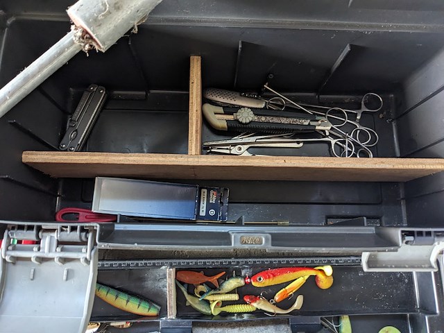 Partij hengelsportartikelen, (kunstaas en meer) - afbeelding 6 van  9