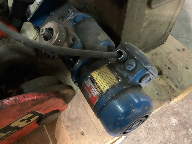 Partij hijs- en heftechniek - afbeelding 3 van  4