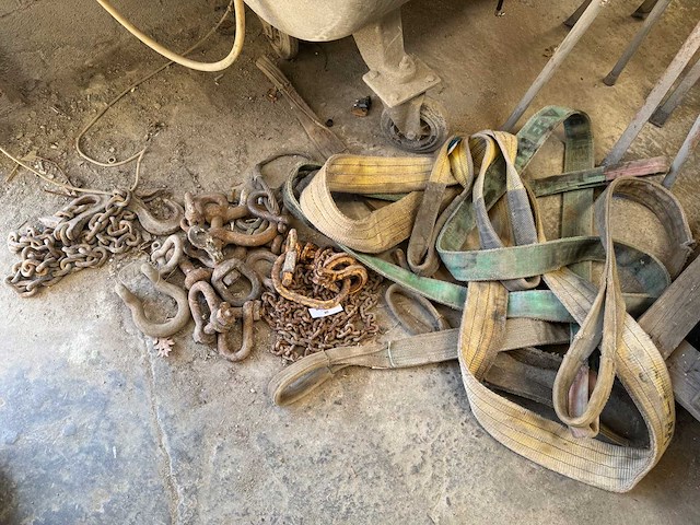 Partij hijsbanden / ogen - overige hijs- en heftechniek - afbeelding 1 van  2