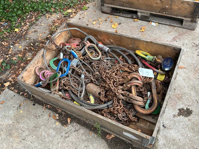 Partij hijsmateriaal - afbeelding 1 van  6