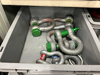 Partij hijsmiddelen in kast - afbeelding 5 van  19