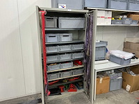 Partij hijsmiddelen in kast - afbeelding 1 van  19