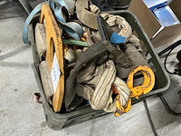 Partij hijsmiddelen - afbeelding 2 van  4