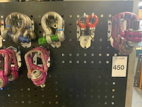 Partij hijsogen op magazijnrek - afbeelding 6 van  7