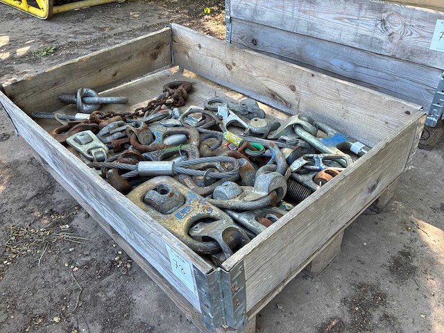 Partij hijsogen - afbeelding 1 van  3