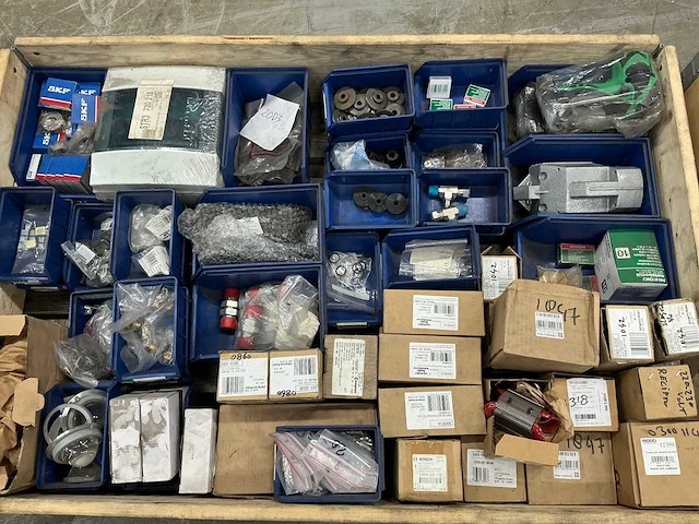 Partij hikoki, hitachi en diverse onderdelen - afbeelding 1 van  7