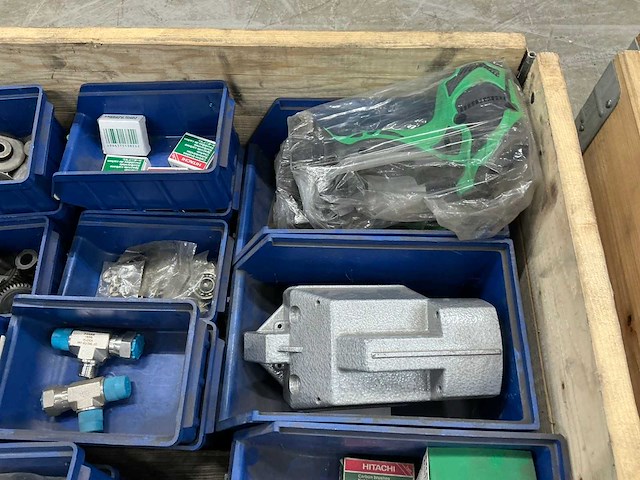 Partij hikoki, hitachi en diverse onderdelen - afbeelding 2 van  7