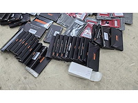 Partij hoesjes en smartwatch bandjes diverse modellen - afbeelding 9 van  10