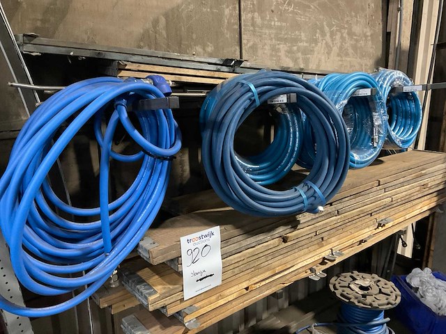 Partij hoge druk waterslang - afbeelding 1 van  5