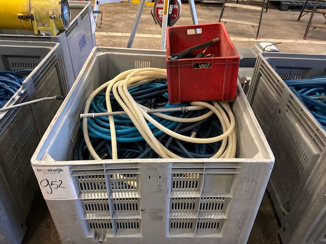 Partij hoge druk waterslang - afbeelding 1 van  4