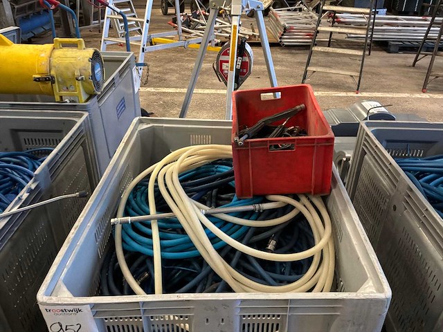 Partij hoge druk waterslang - afbeelding 2 van  4