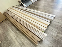 Partij hoge plinten - afbeelding 1 van  4