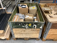 Partij hoogstroomklemmen, kabels en diversen - afbeelding 1 van  7