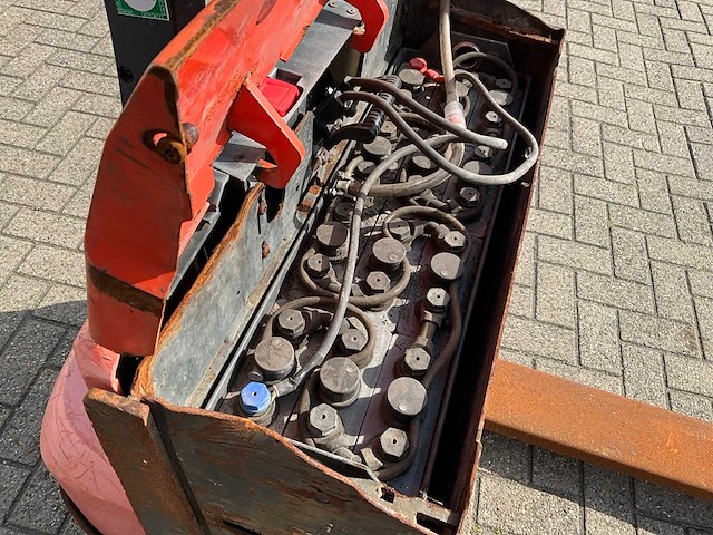 Partij hoogwerkers en palletwagens - afbeelding 27 van  30