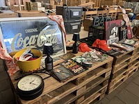 Partij horeca-, reclame- en mancave-artikelen