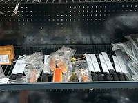 Partij horeca artikelen w.o. koksmessen w.o. was