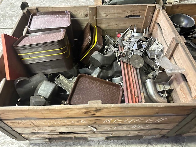 Partij horeca benodigdheden op 6 pallets - afbeelding 6 van  9
