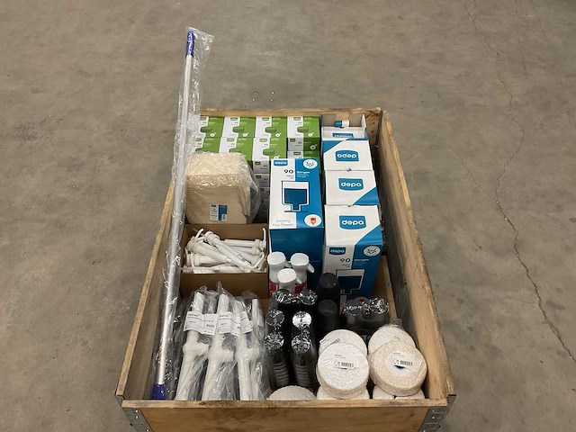 Partij horeca benodigdheden - afbeelding 1 van  9