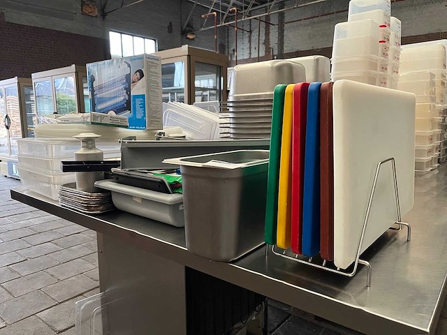 Partij horeca en keuken artikelen - afbeelding 1 van  8