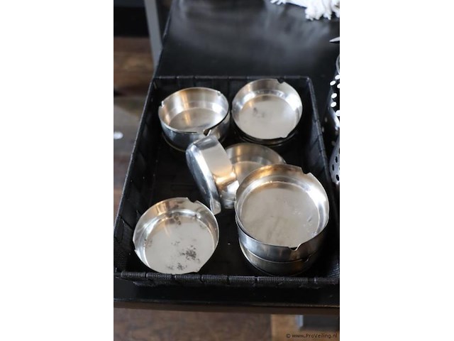 Partij horecabenodigdheden o.a. cocktail roerstaafjes, asbakken & rvs ijsblokjesemmer - afbeelding 2 van  6