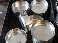 Partij horecabenodigdheden o.a. cocktail roerstaafjes, asbakken & rvs ijsblokjesemmer - afbeelding 2 van  6