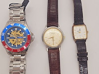 Partij horloges - junghans, remova, jcky - afbeelding 1 van  7