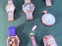Partij horloges. o.a. vintage seiko chronograaf, tissot - afbeelding 2 van  4