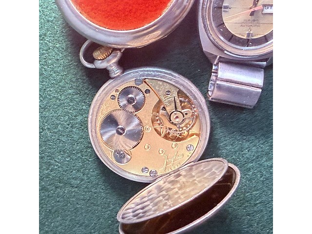 Partij horloges. o.a. vintage seiko chronograaf, tissot - afbeelding 4 van  4