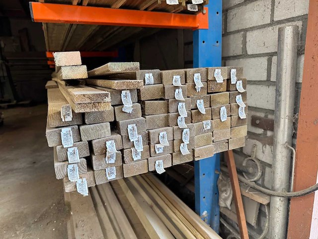 Partij hout - bouwhout - afbeelding 5 van  8