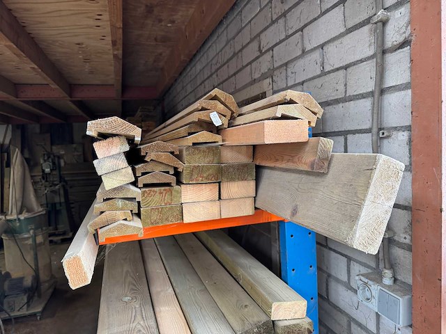 Partij hout - bouwhout - afbeelding 8 van  8