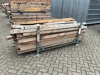 Partij hout balken - afbeelding 1 van  4