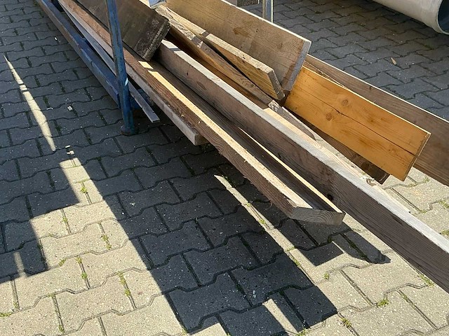 Partij hout ( divers ) - afbeelding 3 van  4