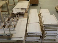 Partij hout, diverse soorten en maten - afbeelding 1 van  11