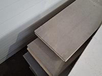 Partij hout en gips - afbeelding 17 van  20