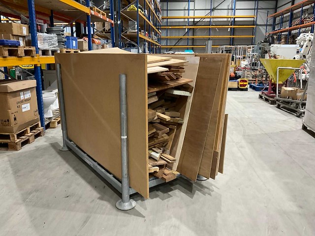 Partij hout en houten platen - afbeelding 6 van  7