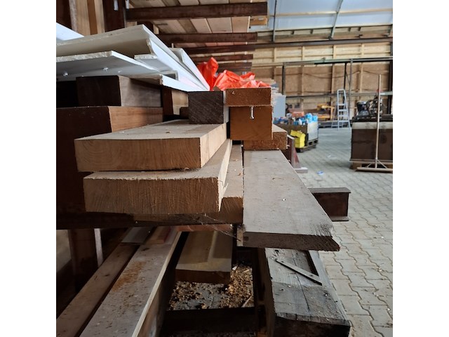 Partij hout en plaatmateriaal - afbeelding 9 van  14