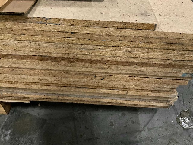 Partij hout o.a. underlayment, hardboard, spaanplaat - afbeelding 3 van  7