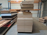 Partij hout plaatmateriaal en balken - afbeelding 8 van  8