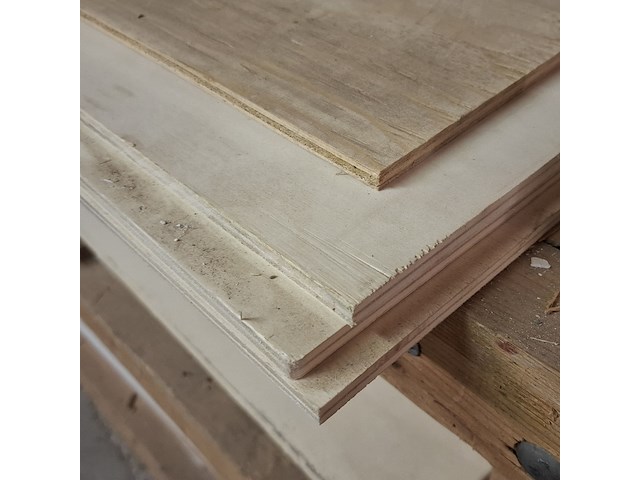 Partij hout plaatmateriaal - afbeelding 21 van  23